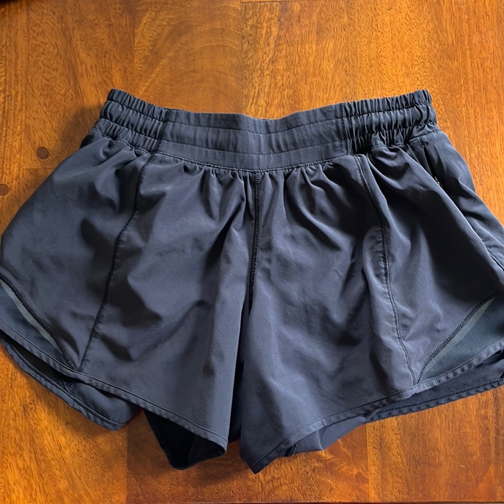 Lululemon black shorts
